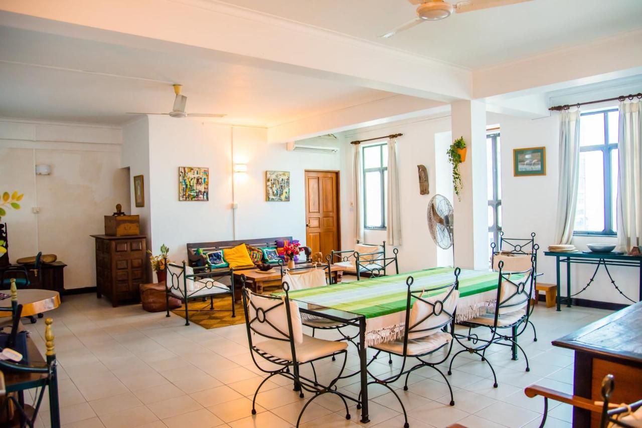 Yoho Galle Face Cove Colombo Buitenkant foto